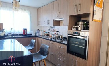 Casa en venta c/ estacionamiento en Villaseca