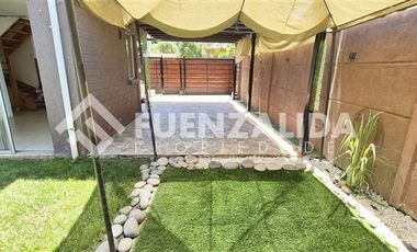 Casa en Arriendo en Simón Reyes / Carlos Llorens