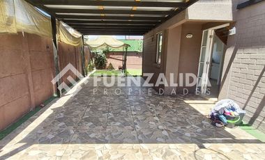 Casa en Arriendo en Simón Reyes / Carlos Llorens