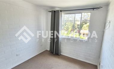 Casa en Arriendo en Simón Reyes / Carlos Llorens