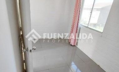 Casa en Arriendo en Simón Reyes / Carlos Llorens