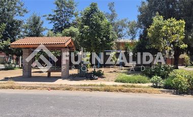 Casa en Arriendo en Simón Reyes / Carlos Llorens