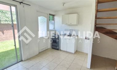 Casa en Arriendo en Simón Reyes / Carlos Llorens