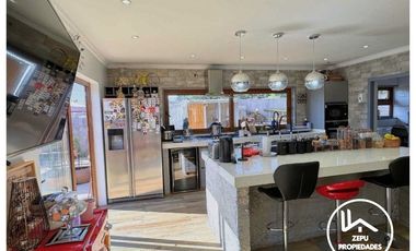 SE VENDE CASA EN SECTOR LOS CASTAÑOS, PENCO