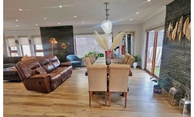 SE VENDE CASA EN SECTOR LOS CASTAÑOS, PENCO