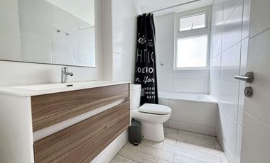 2 dormitorios 2 Baños Estacionamiento y bodega