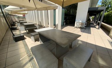 Arriendo oficina moderna con estacionamiento incluido!