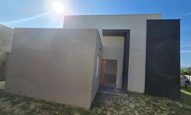 Casa en Venta en Almirante Geeken Los Pinos
