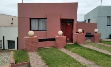 VENDO 5 DEPTOS. MIRASOL ALGARROBO