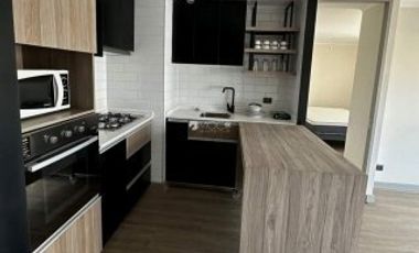 EN VENTA DEPTO.  2D, 2B, 1B Y 1E.  UF 4.272.  METRO RODRIGO DE ARAYA  (SALIDA ORIENTE) . MACUL IDEAL PARA INVERSION