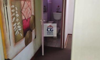 ARRIENDO CASA EN LA REINA, METRO PLAZA EGAÑA EN $1.560.000 3D, 2B, 4 ESTAC.  PATIO Y ANTEJARDIN BARRIO RESIDENCIAL