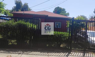 ARRIENDO CASA EN LA REINA, METRO PLAZA EGAÑA EN $1.560.000 3D, 2B, 4 ESTAC.  PATIO Y ANTEJARDIN BARRIO RESIDENCIAL