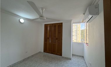 Amplio Apartamento en Arriendo. Playa Salguero