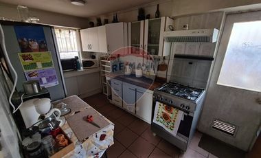 Se vende hermosa casa en consolidado barrio