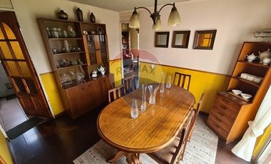 Se vende hermosa casa en consolidado barrio