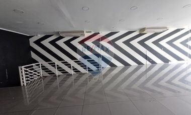 LOCAL COMERCIAL ARRIENDO