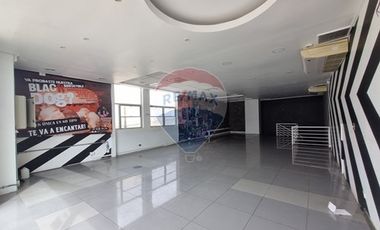 LOCAL COMERCIAL ARRIENDO