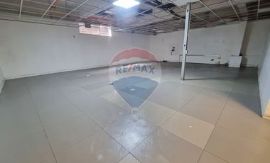 LOCAL COMERCIAL ARRIENDO