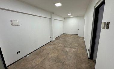 Local comercial en metro Los Leones