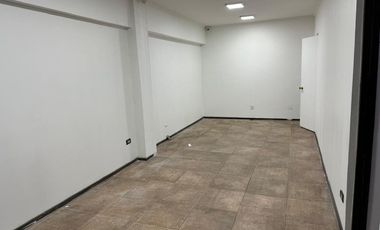 Local comercial en metro Los Leones