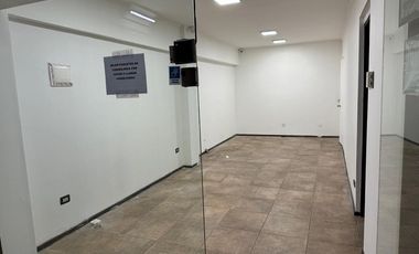 Local comercial en metro Los Leones
