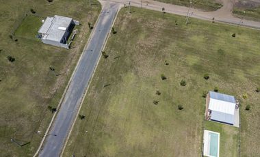 VENTA DE LOTE DE 378M2 EN LOS PINOS 4