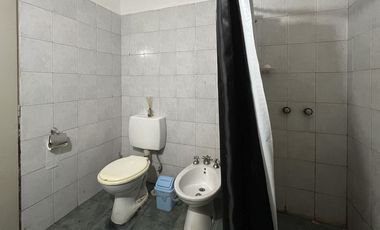 CASA EN VENTA 2 DORMITORIOS/ PILETA EN RICARDONE
