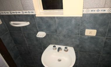 Casa 3 Amb. a reciclar con parque - Parque Camet