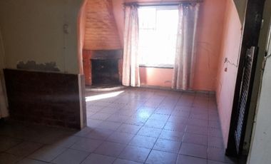 Casa 3 Amb. a reciclar con parque - Parque Camet