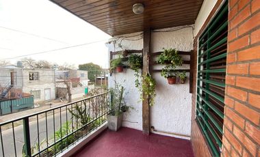 VENTA PH 4 AMBIENTES ,BALCON TERRAZA, PADUA