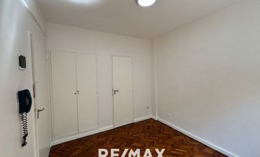 ALQUILER OFICINA MONOAMBIENTE EN RECOLETA