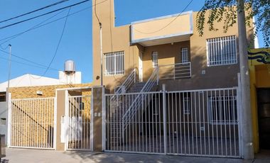 SE ALQUILA: DEPTO DE 1 DORMITORIO CON COCHERA