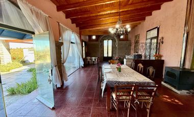 VENTA CASA POTRERO DE GARAY 3 DORM VISTA AL LAGO