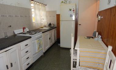 CASA 2 DORM.EN CAP.BERMÚDEZ CON JARDIN Y COCHERA