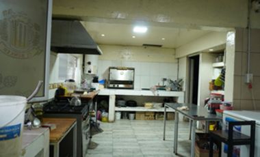 Venta Vivienda + Locales Comerciales + Bar equipad