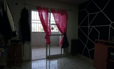 Venta Vivienda + Locales Comerciales + Bar equipad