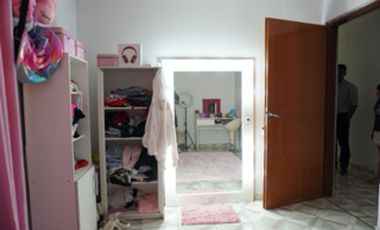 Venta Vivienda + Locales Comerciales + Bar equipad