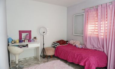 Venta Vivienda + Locales Comerciales + Bar equipad