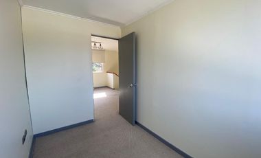 Se Arrienda Casa,3d,4b Av Los Condores Nos ,San Bernardo