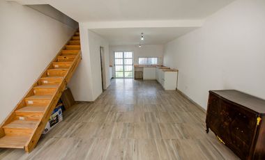 DUPLEX EN VENTA GLEW 3 AMBIENTES A ESTRENAR