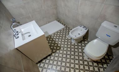 DUPLEX EN VENTA GLEW 3 AMBIENTES A ESTRENAR