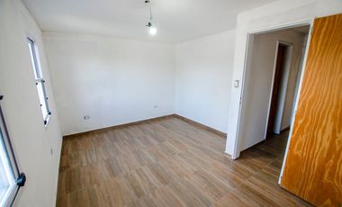 DUPLEX EN VENTA GLEW 3 AMBIENTES A ESTRENAR