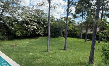 VENTA CASA 6 AMB BARRIO CERRADO EL AROMO, ESCOBAR