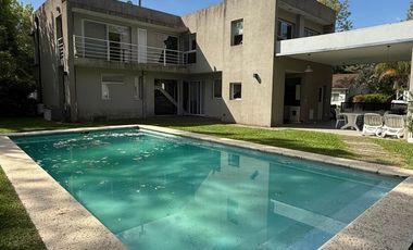 VENTA CASA 6 AMB BARRIO CERRADO EL AROMO, ESCOBAR