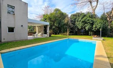 VENTA CASA 6 AMB BARRIO CERRADO EL AROMO, ESCOBAR