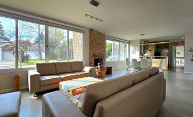 VENTA CASA 6 AMB BARRIO CERRADO EL AROMO, ESCOBAR