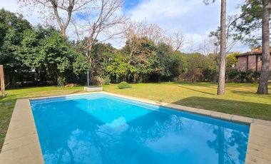 VENTA CASA 6 AMB BARRIO CERRADO EL AROMO, ESCOBAR