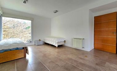 VENTA CASA 6 AMB BARRIO CERRADO EL AROMO, ESCOBAR