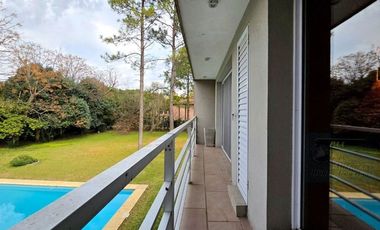 VENTA CASA 6 AMB BARRIO CERRADO EL AROMO, ESCOBAR