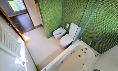 VENTA CASA 6 AMB BARRIO CERRADO EL AROMO, ESCOBAR